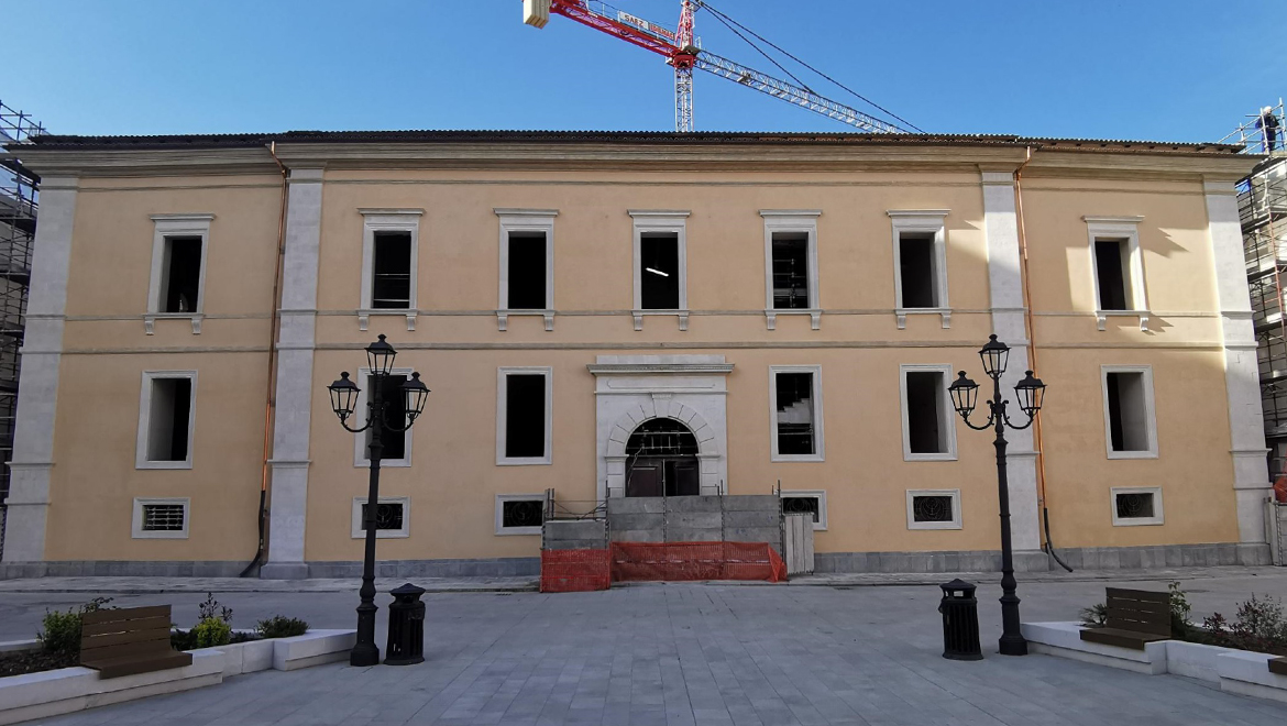 scuola de amicis aquila